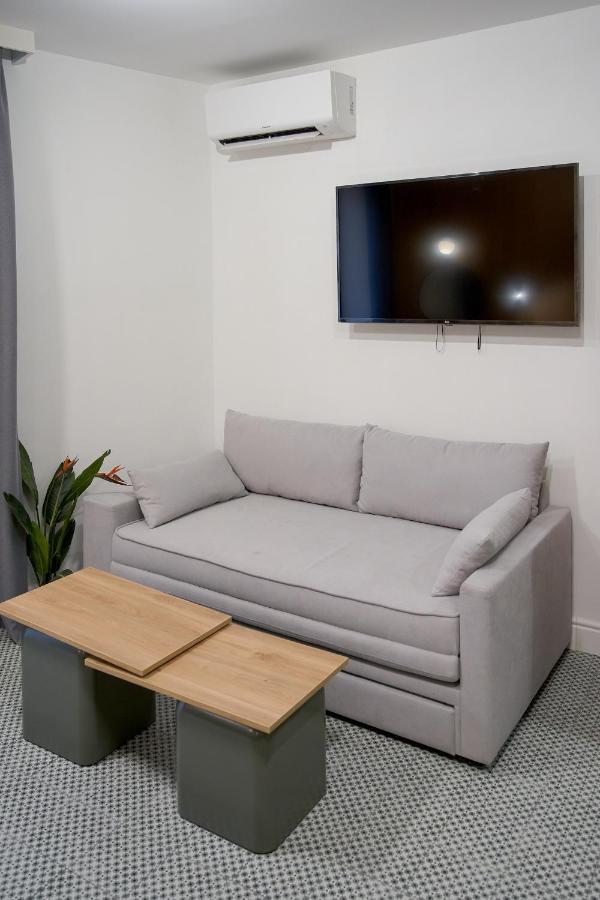 Xanthi Polis City Center With Private Parking Bagian luar foto